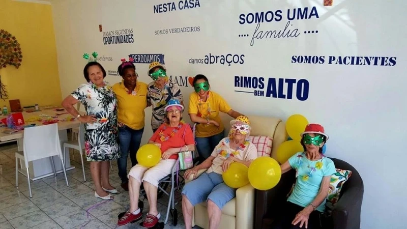 creche particular para idoso