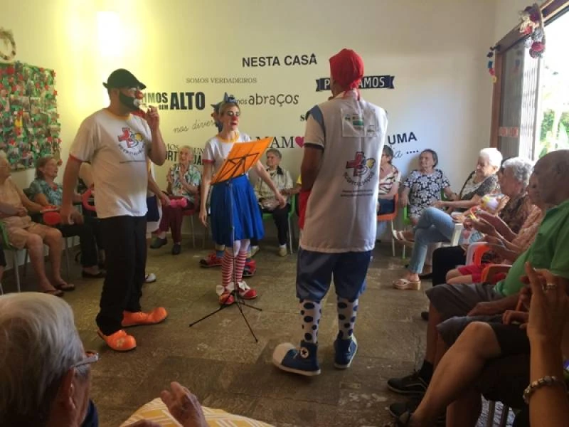 pousada para idoso com médico